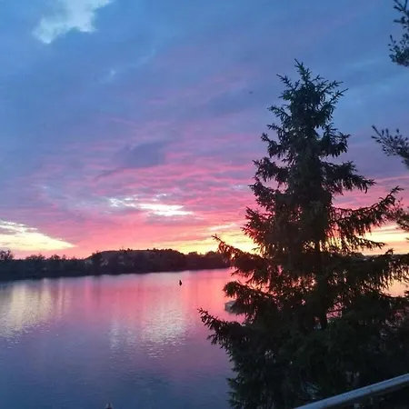 View Of The Sunset Comfortable Vacation *