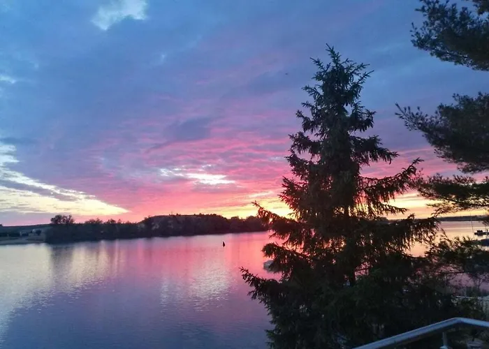 View Of The Sunset Comfortable Vacation *